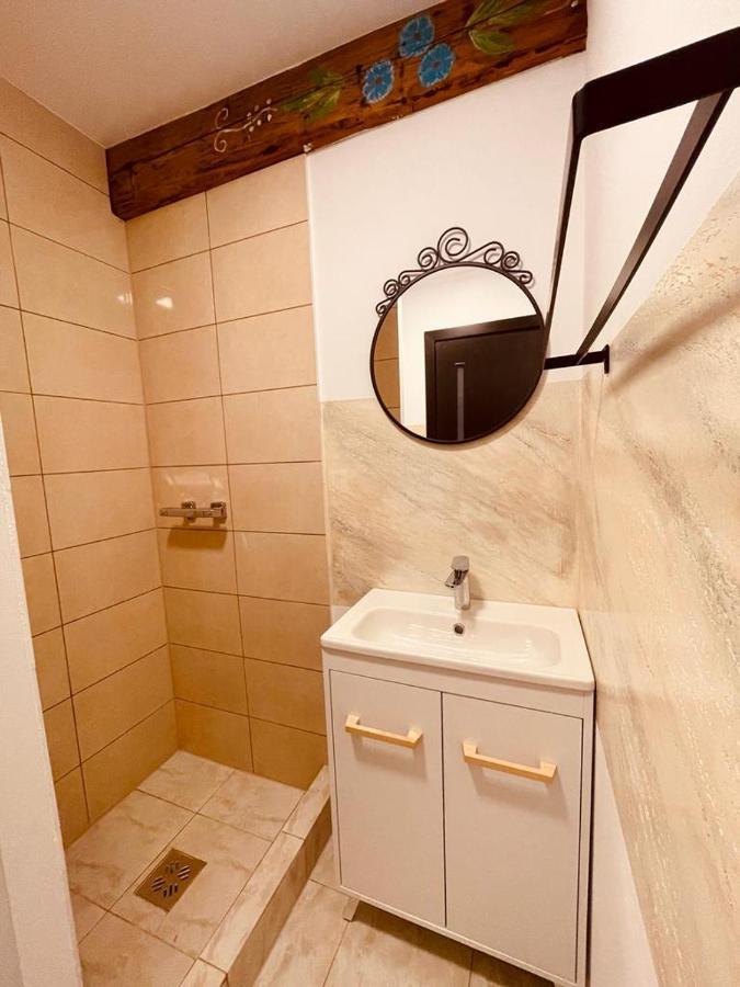 Cabana Vanatorului 8 Sohodol  Экстерьер фото